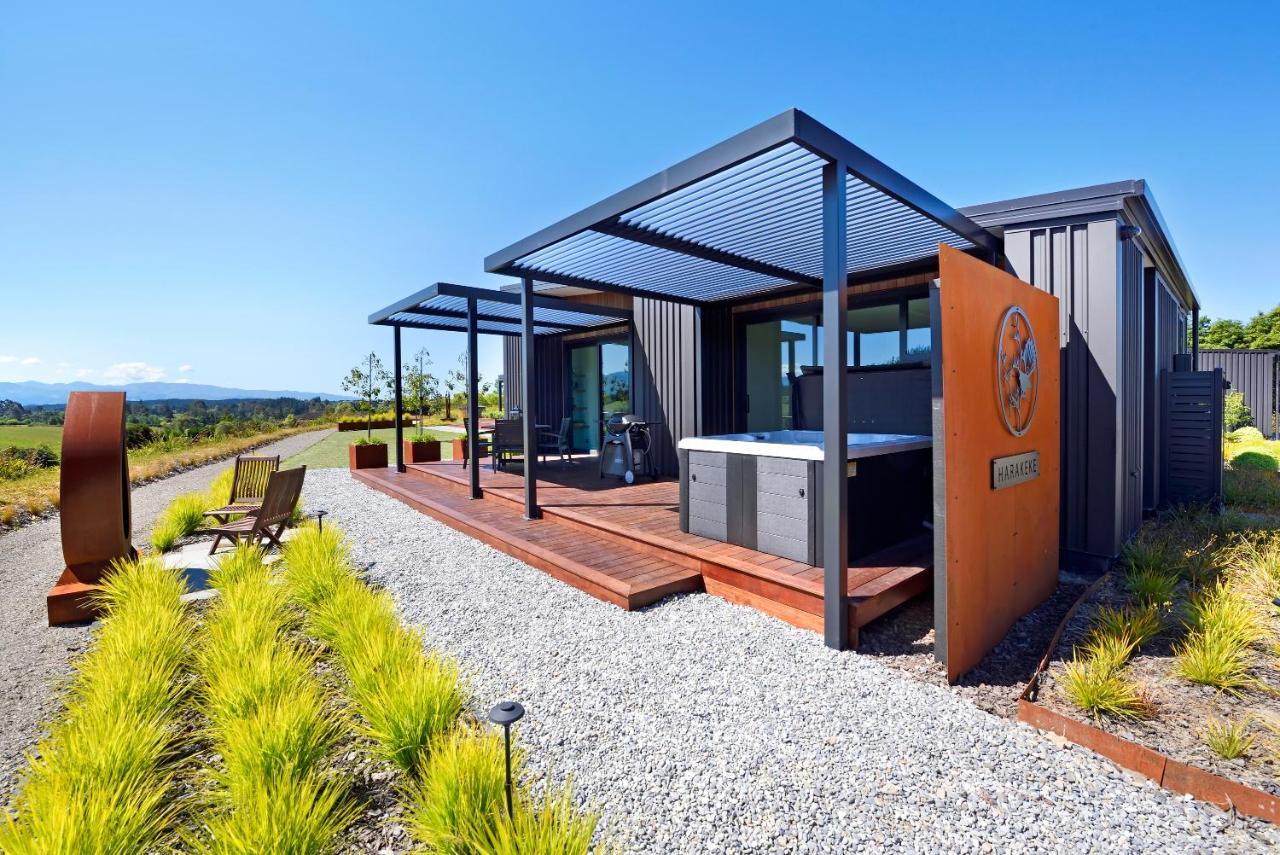 Harakeke Boutique Accommodation Mahana Экстерьер фото